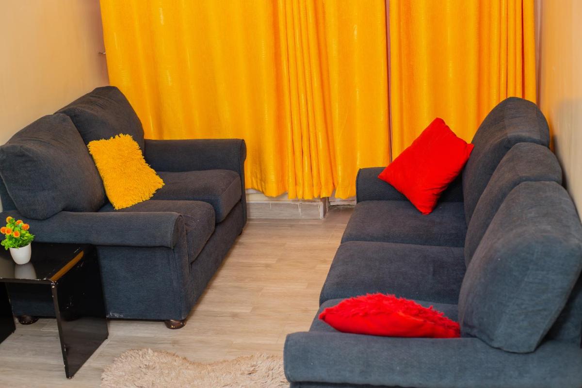 Ahadi bed&breakfast - Housity