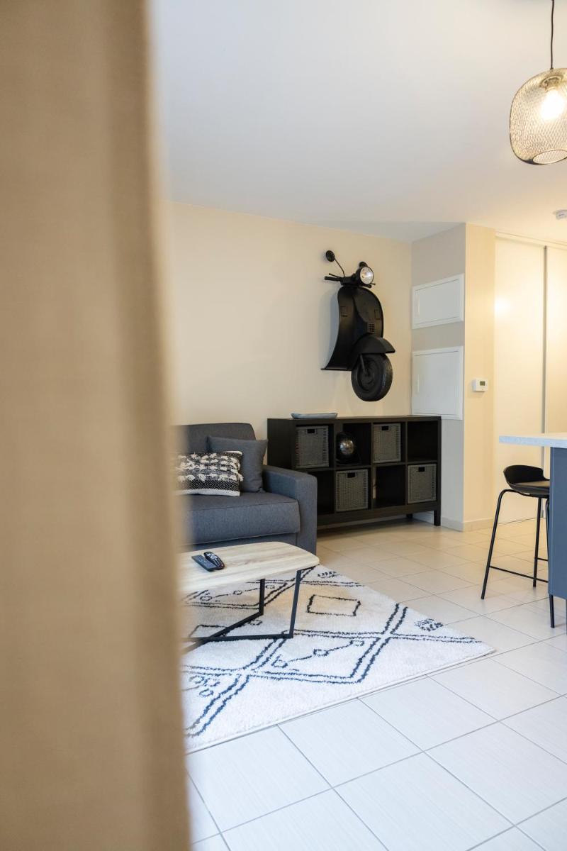 Charmant studio en résidence avec parking - Housity