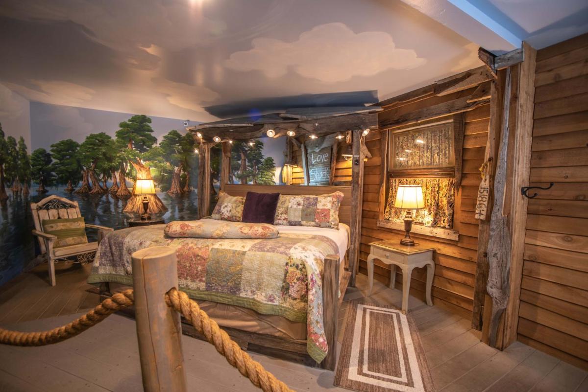 The Anniversary Inn - Logan - Housity