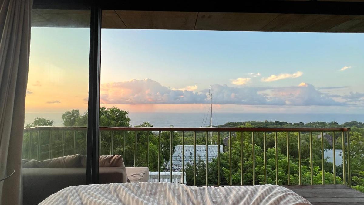 Salty Breeze Bali - Housity