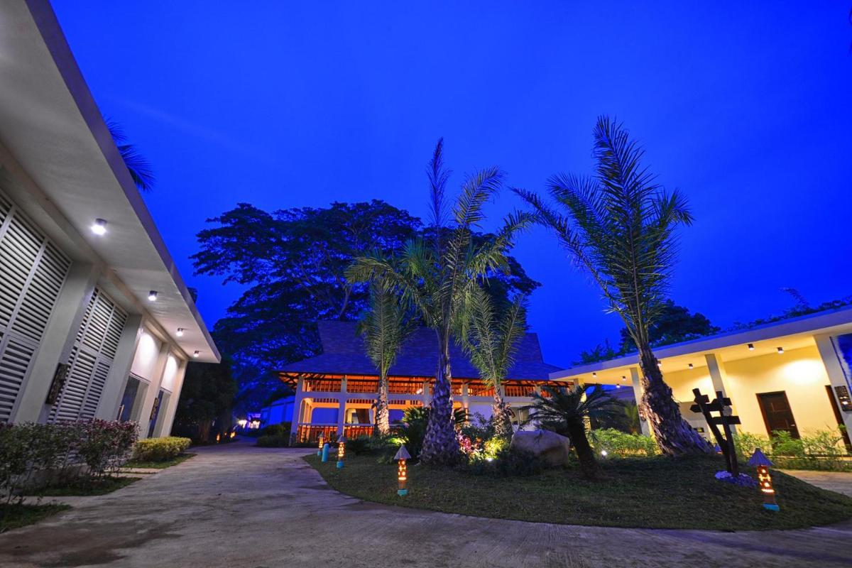 Munting Paraiso - Housity