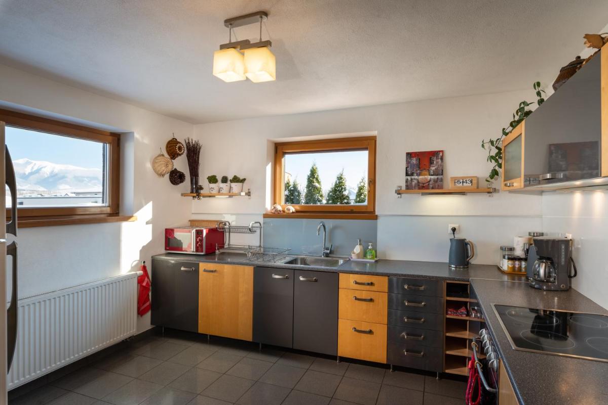 Pension Lunatyk - Housity