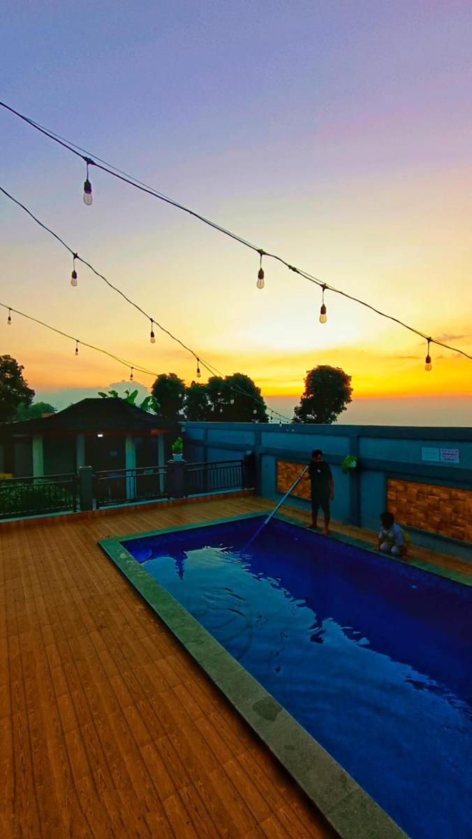 Cakrawala Villa, Megamendung - Housity