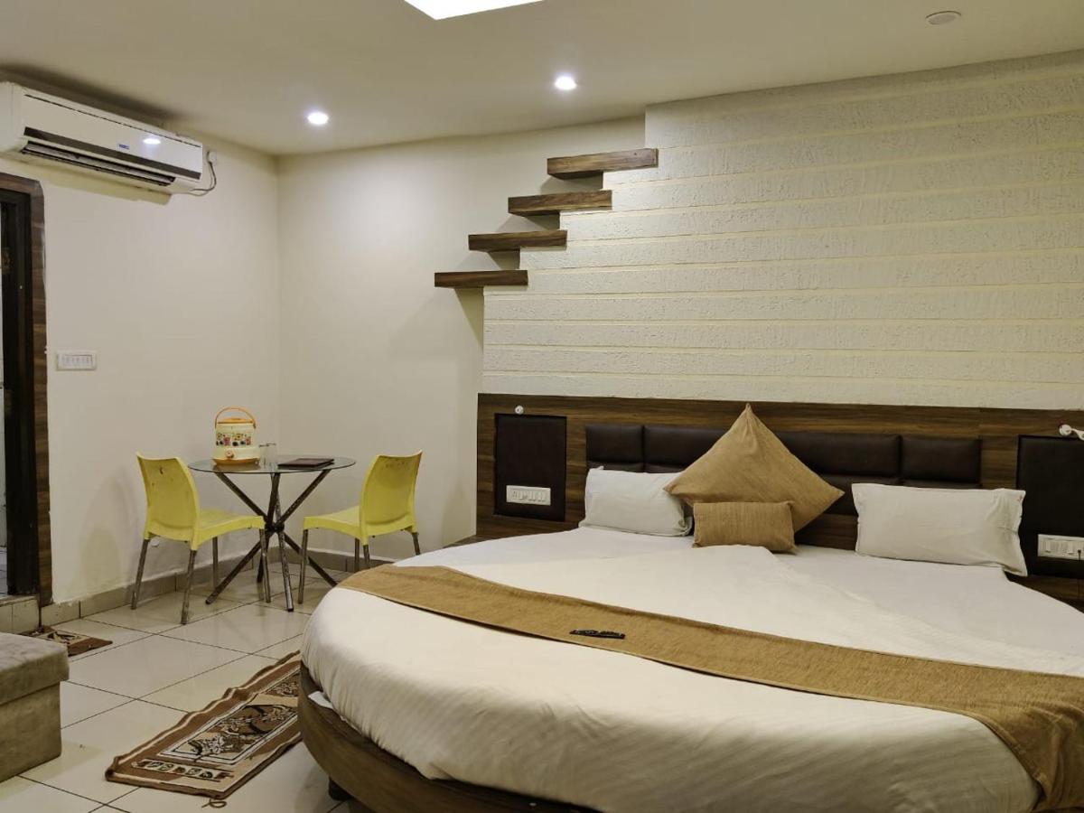 Hotel abhilasha - Housity