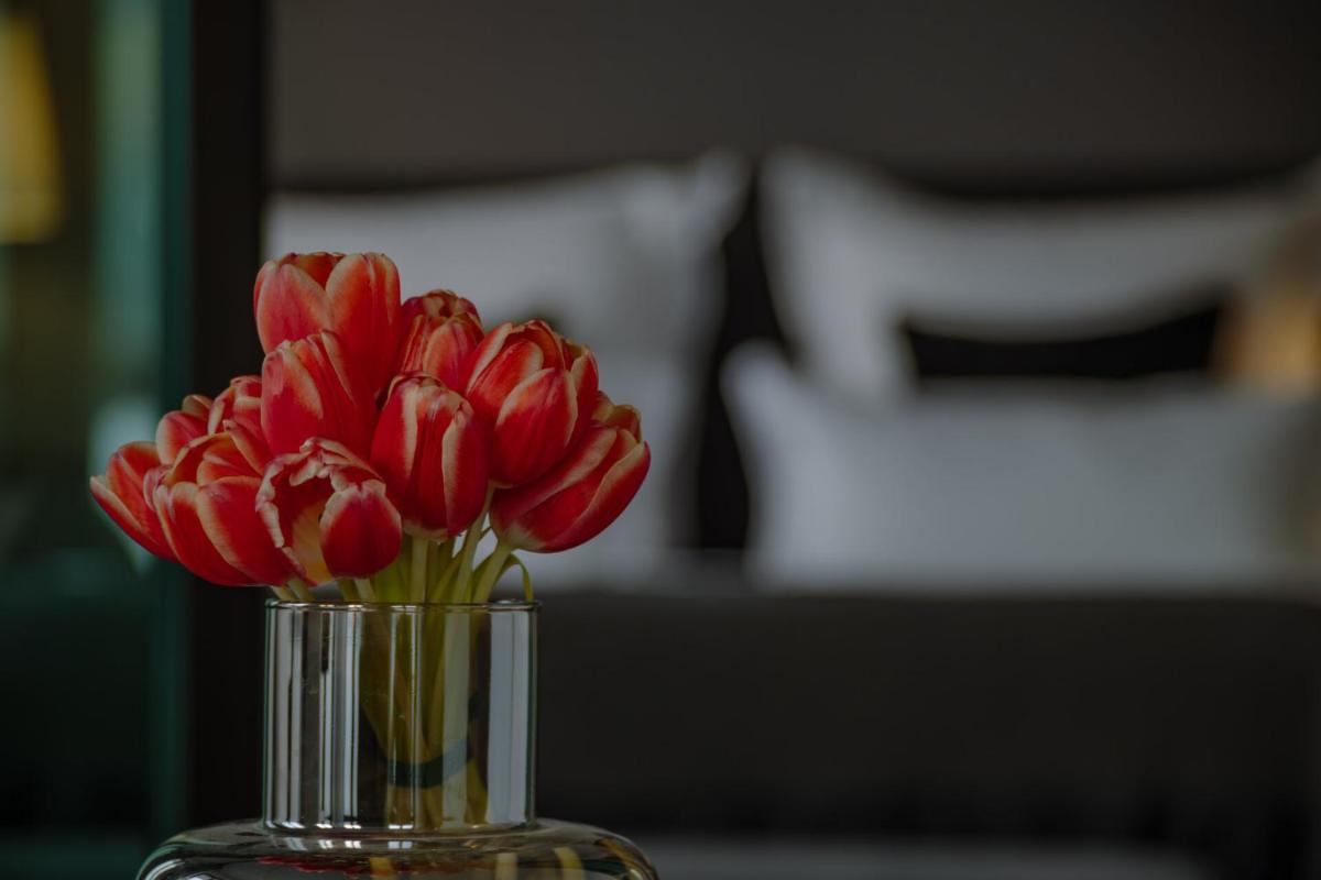 Ein Bett oder Betten in einem Zimmer der Unterkunft A-ROSA Hotel Ceres am Meer - Adults Only