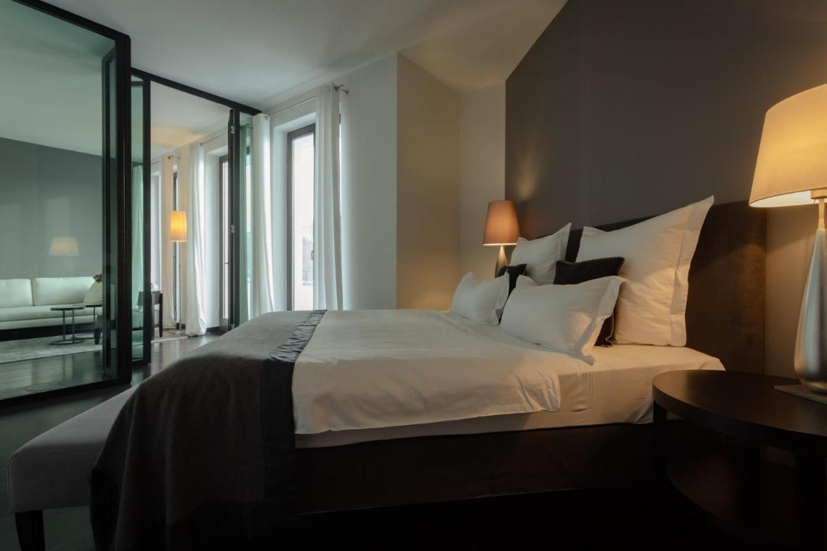 Ein Bett oder Betten in einem Zimmer der Unterkunft A-ROSA Hotel Ceres am Meer - Adults Only