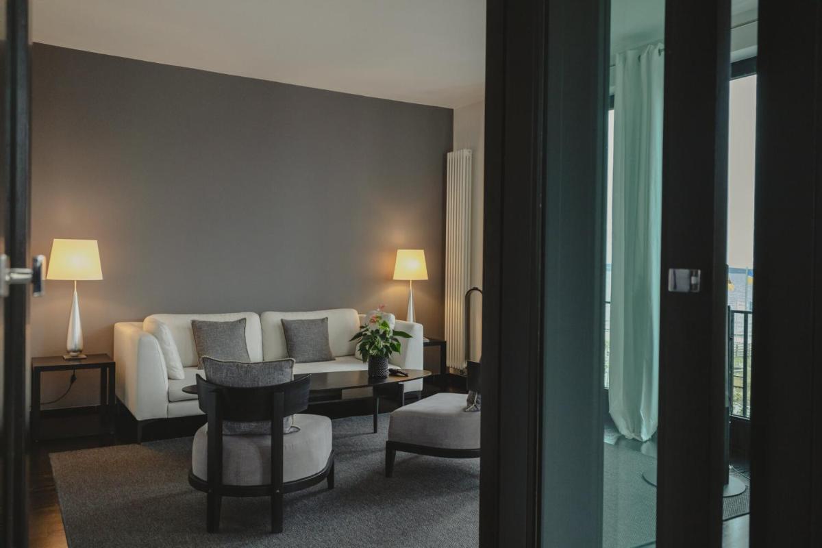 Ein Sitzbereich in der Unterkunft A-ROSA Hotel Ceres am Meer - Adults Only