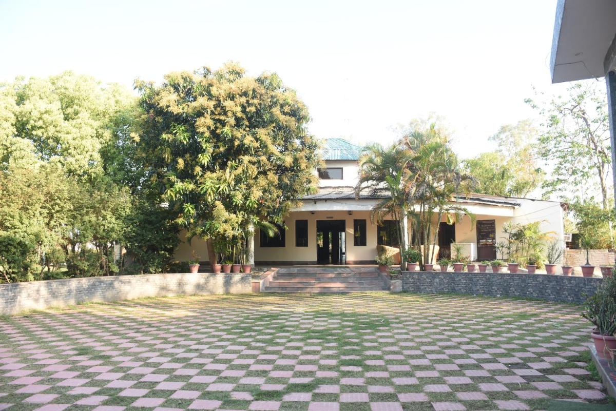 Royals Moonlight Resort,Corbett - Housity
