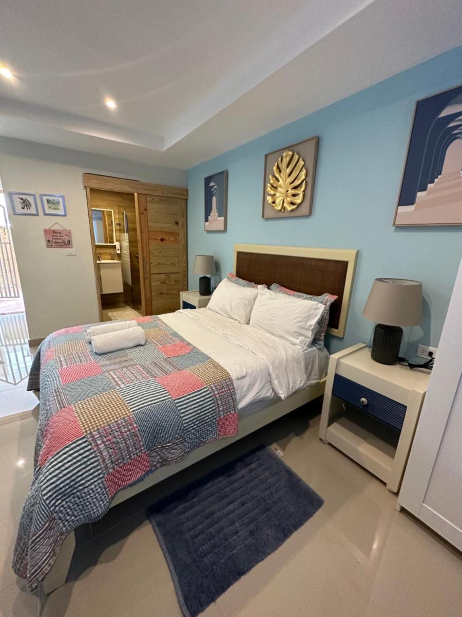 Noe Hotel , One Bed Room Close to The beach Room #1 - Housity