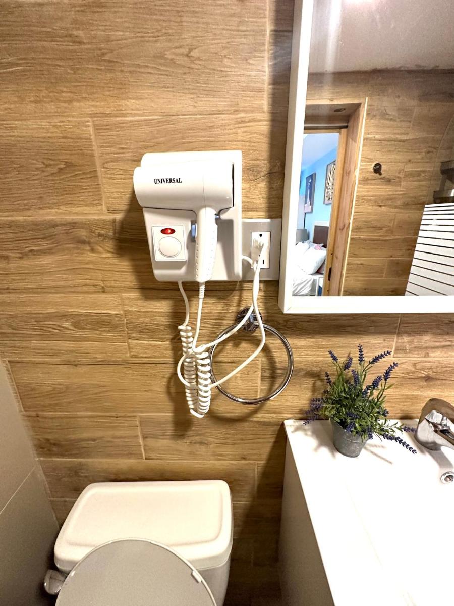 Noe Hotel , One Bed Room Close to The beach Room #1 - Housity