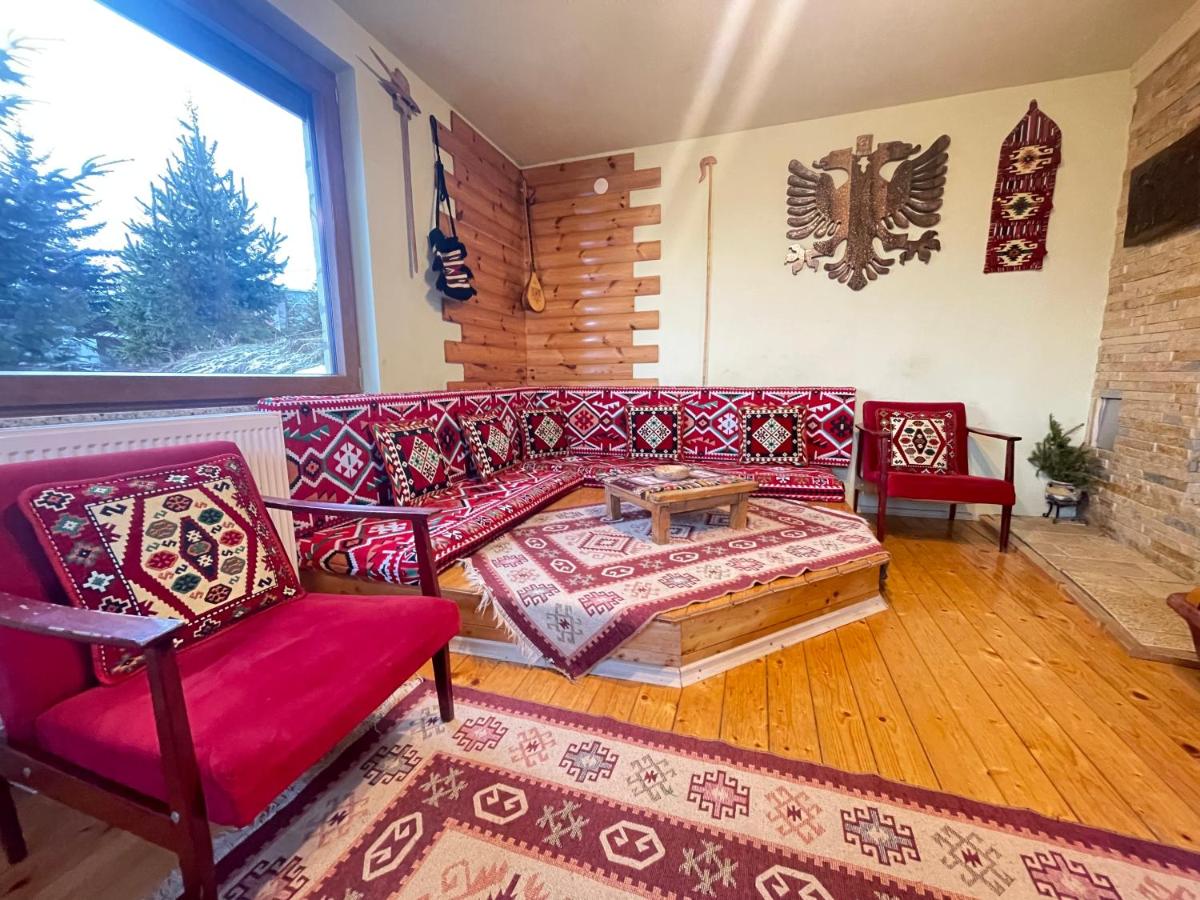 Villa 80 Kodra e Diellit - Housity