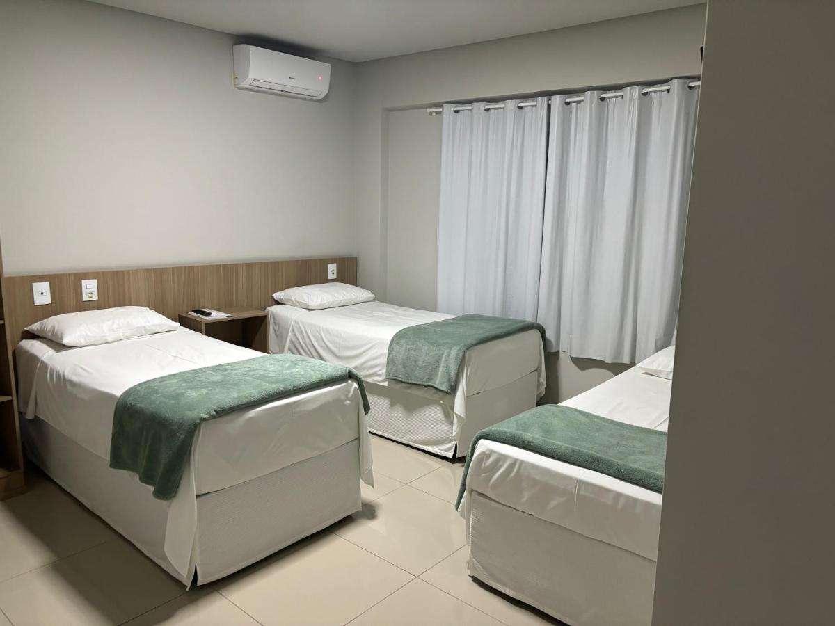 Mahle Hotel - BR 116, km 48 - Housity