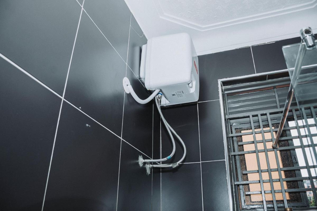 Luxury One Bedroom Apartment Kampala - Hizvo