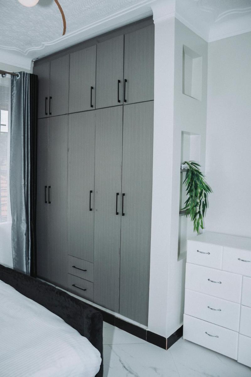 Luxury One Bedroom Apartment Kampala - Hizvo