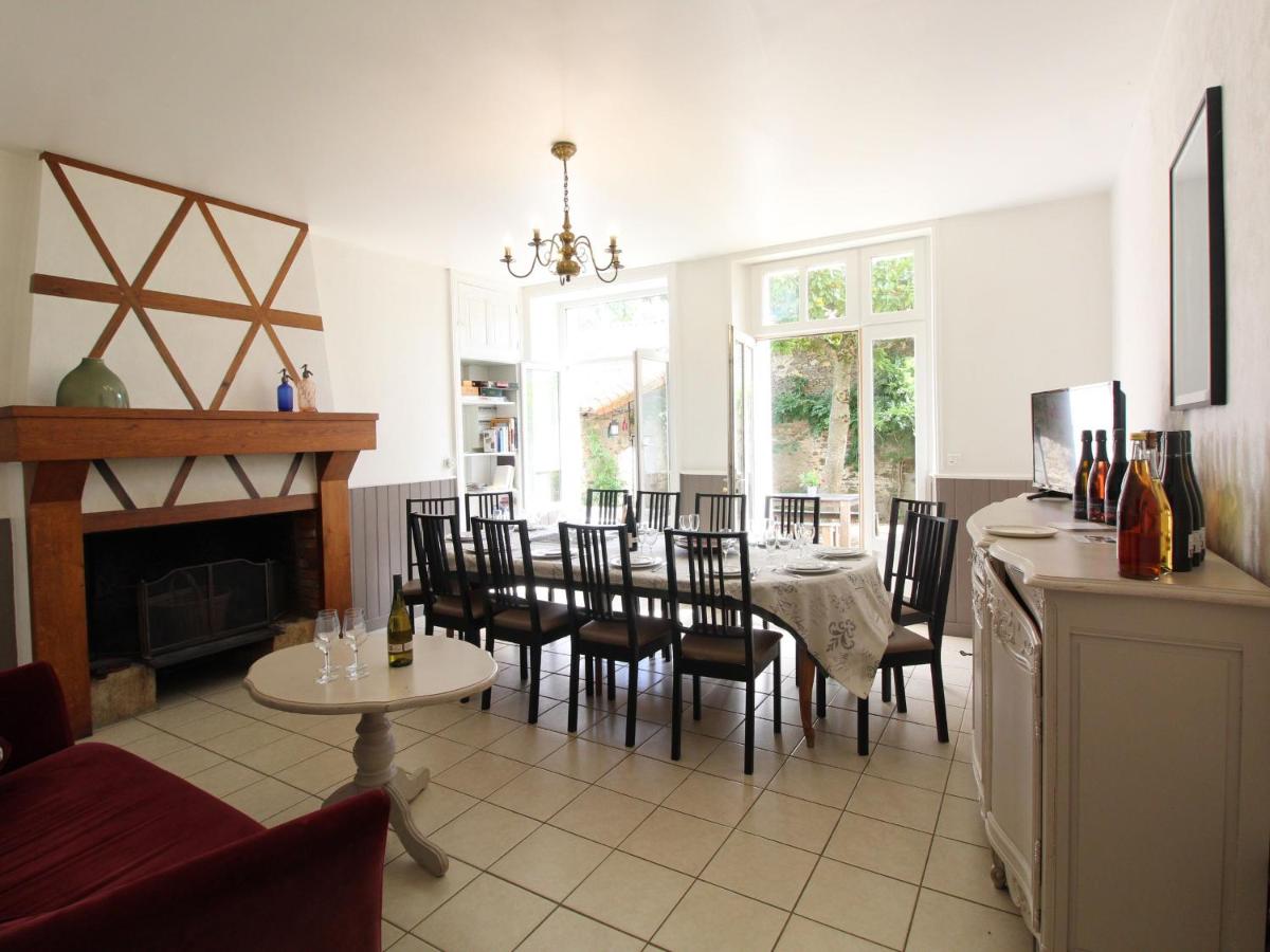 Gîte spacieux au cœur d'un vignoble avec sauna, cheminée et jardin privatif, vallée du Layon - FR-1-622-49 - Housity
