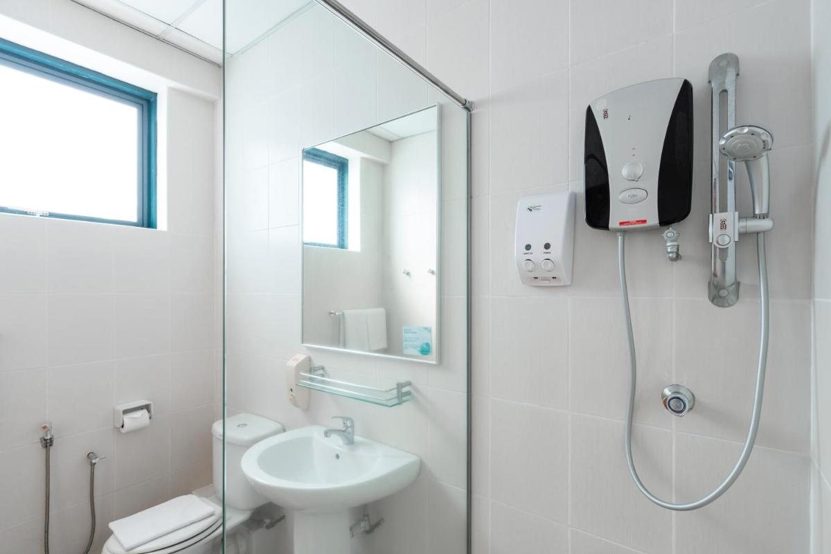 Golden View Serviced Apartments - Hizvo