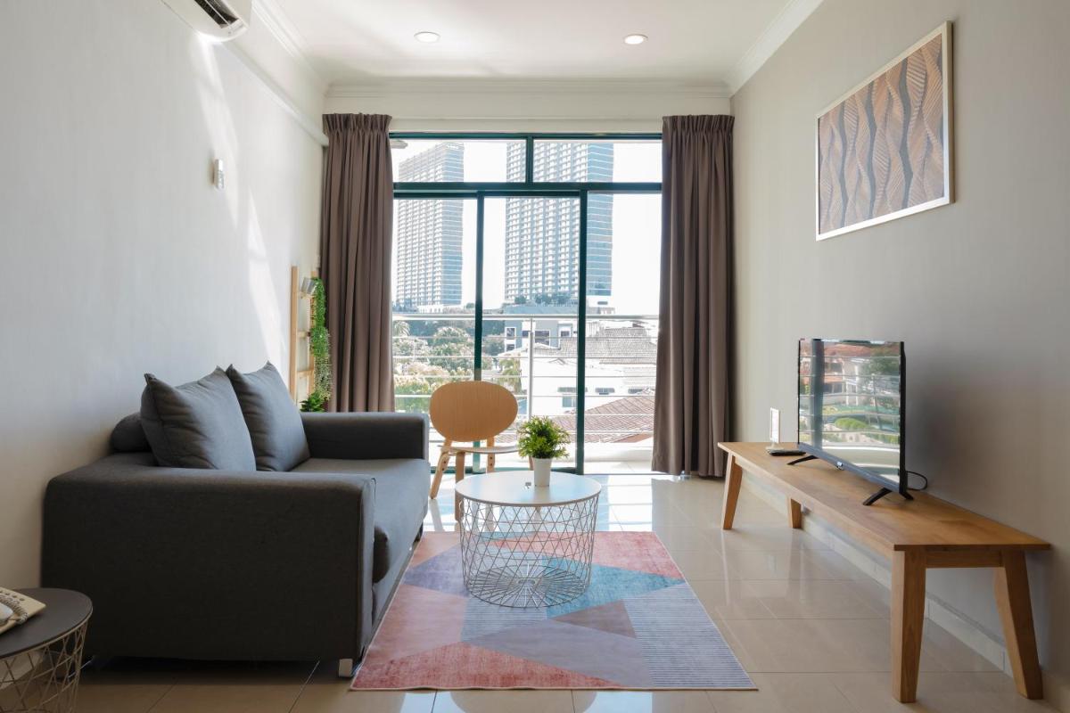 Golden View Serviced Apartments - Hizvo