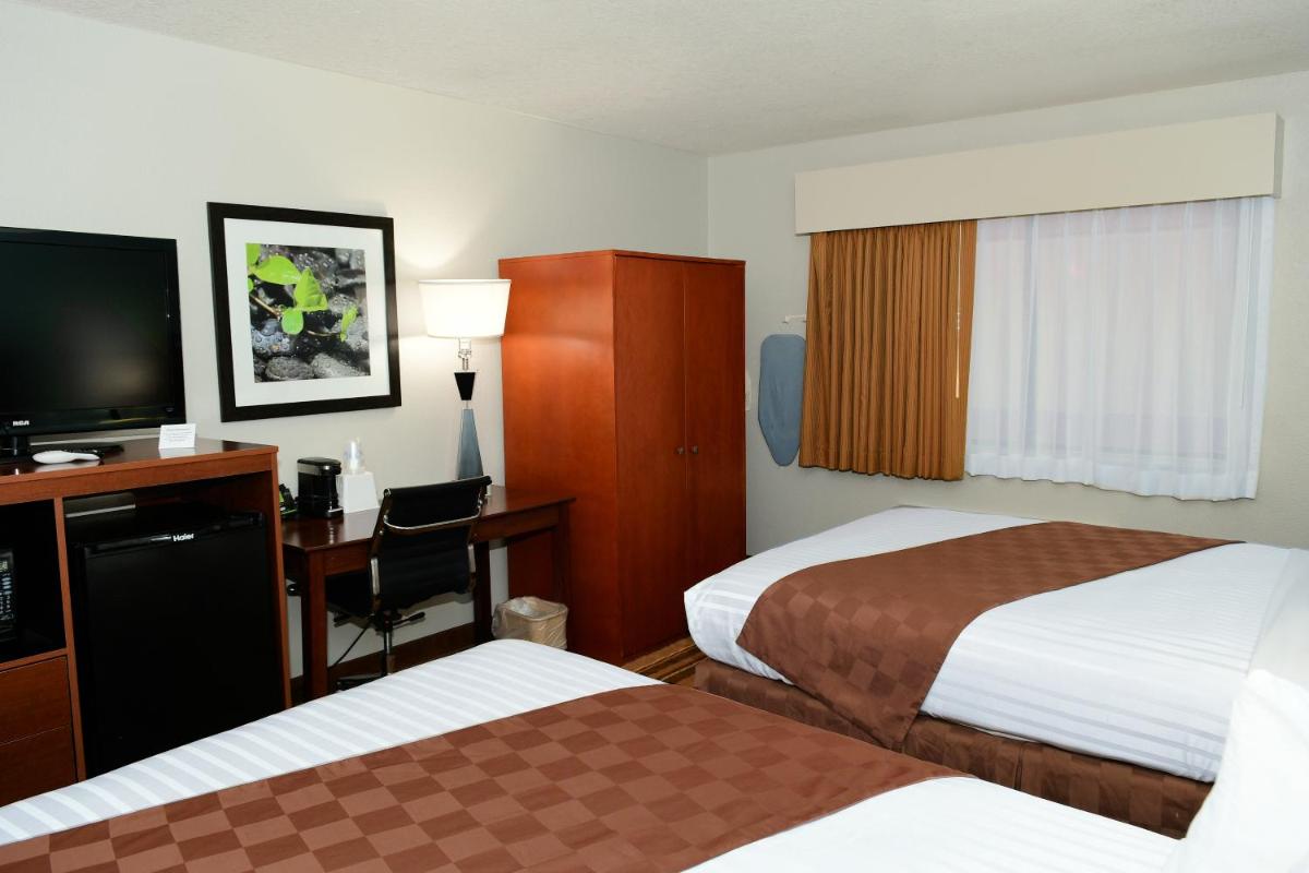 Rock Island Inn & Suites Marshalltown - Housity