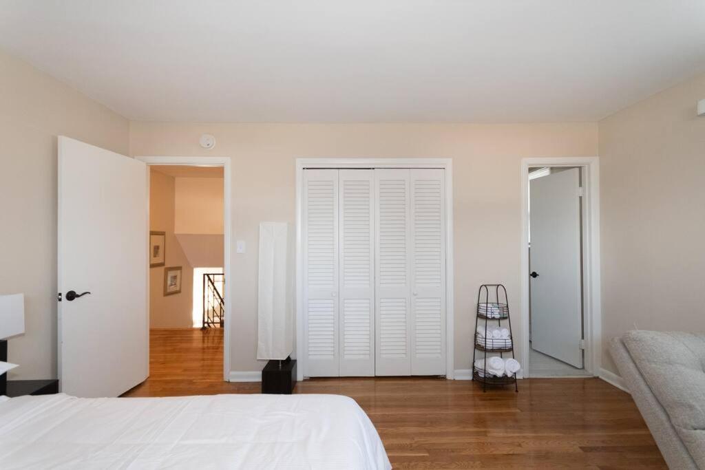 Home in College Park - Housity