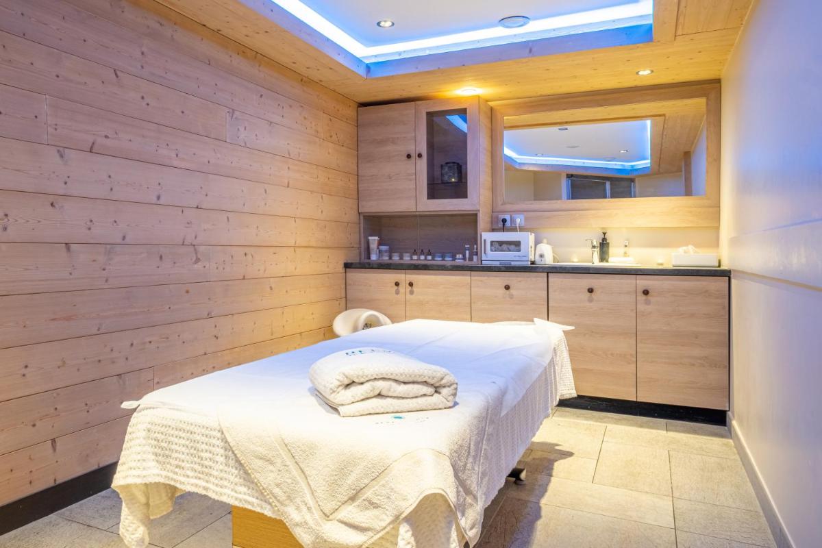 Cuisine ou kitchenette dans l'établissement Résidence Pierre & Vacances Premium Les Terrasses d'Hélios