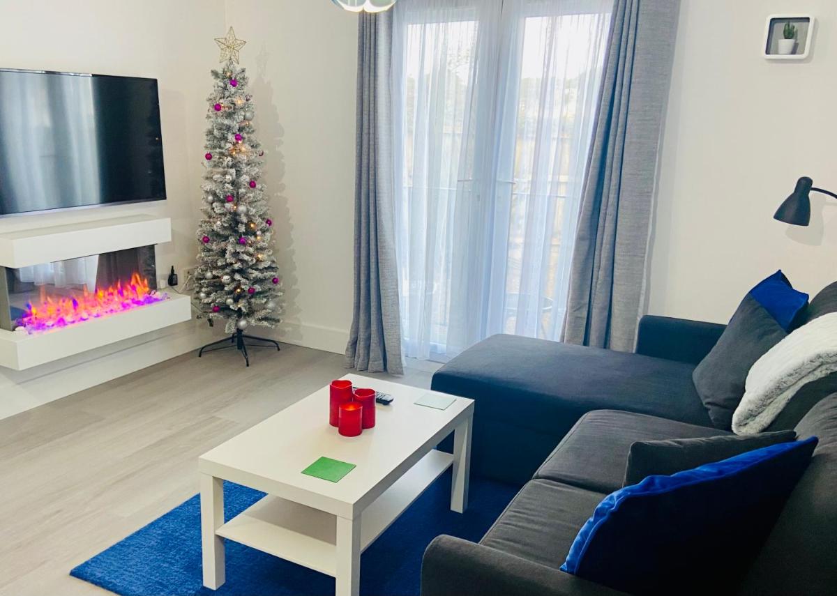 Oceano - Carbis bay, St Ives, 1 bed apartment with free parking near to the beach - Housity