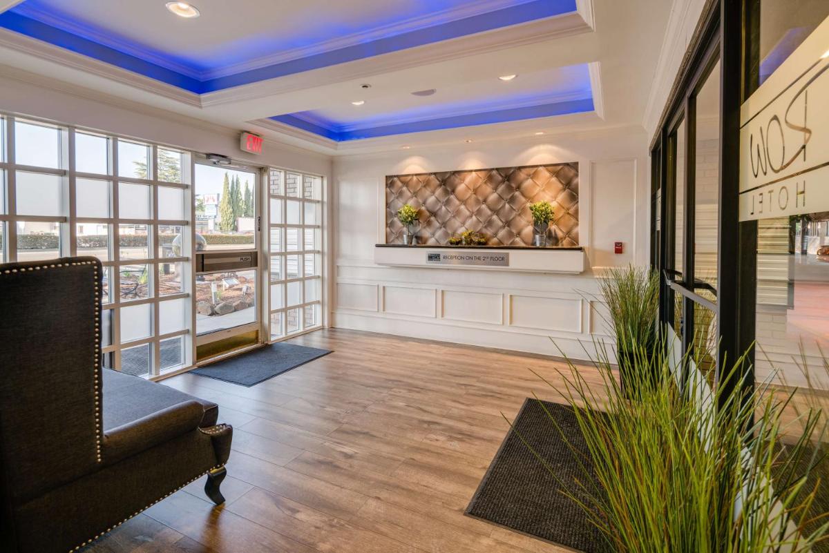 The Row Hotel; BW Signature Collection - Housity