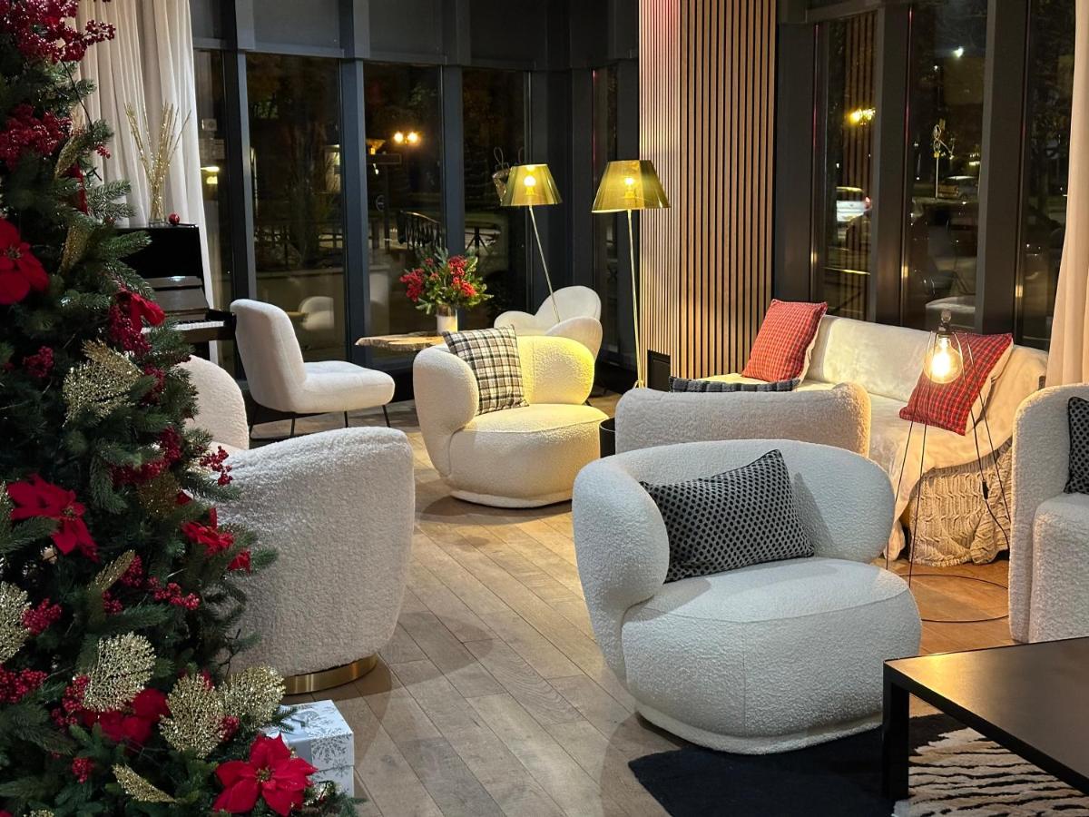 Coin salon dans l'établissement Best Western Plus Thionville Centre