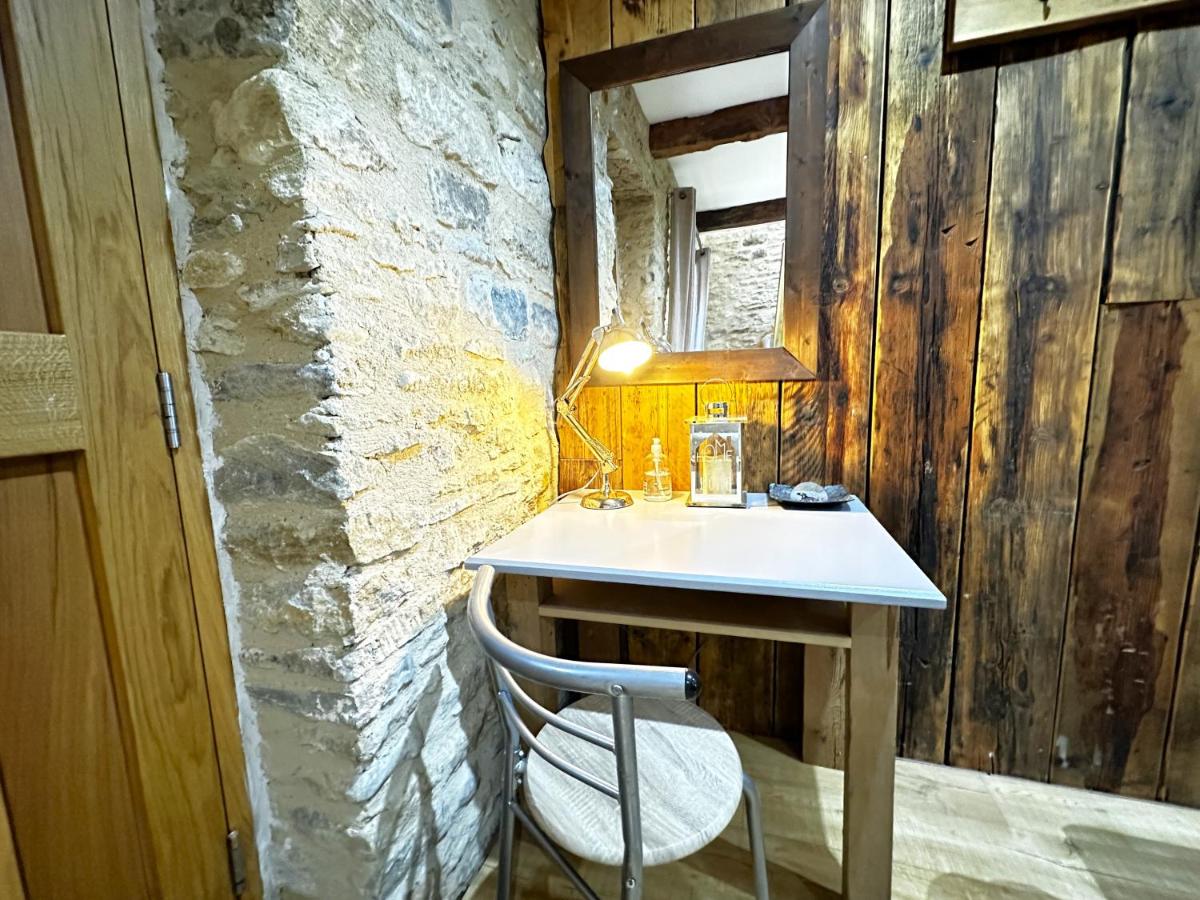 Dove House Cottages - No 1 - Housity