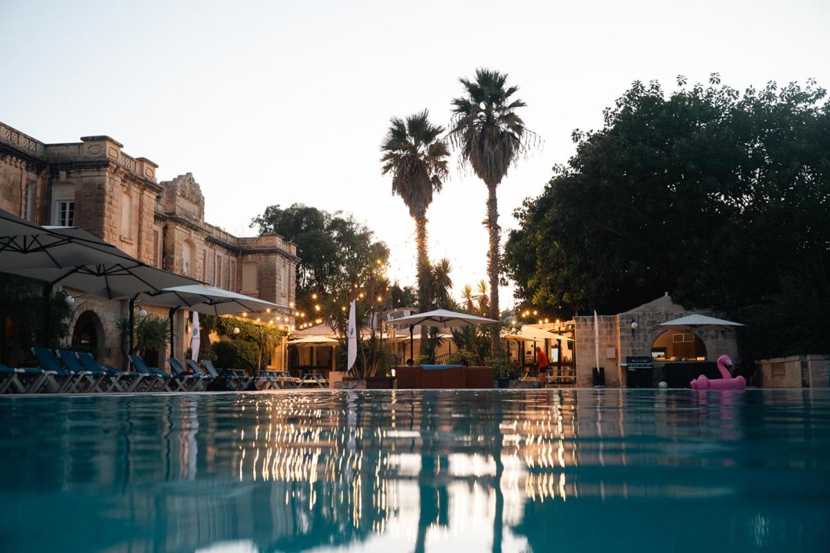 SC Club Village - Housity
