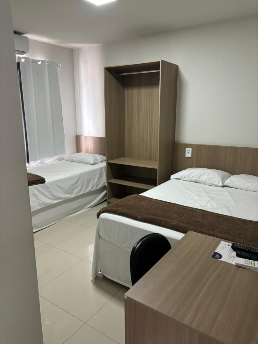 Mahle Hotel - BR 116, km 48 - Housity