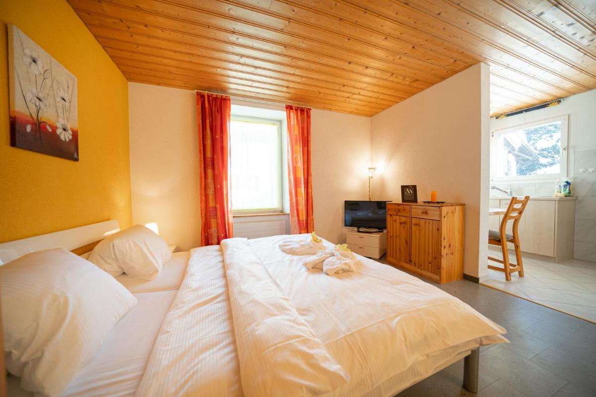 Haus Padrun, Apartment nr.3 - Housity