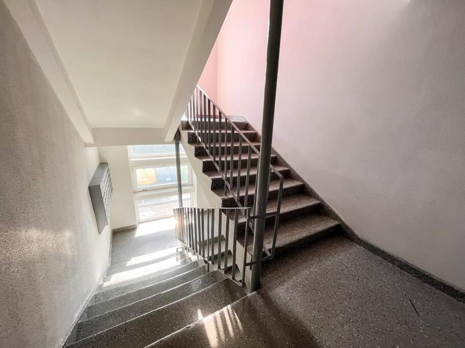 No. 1 Modern center appartment - Housity