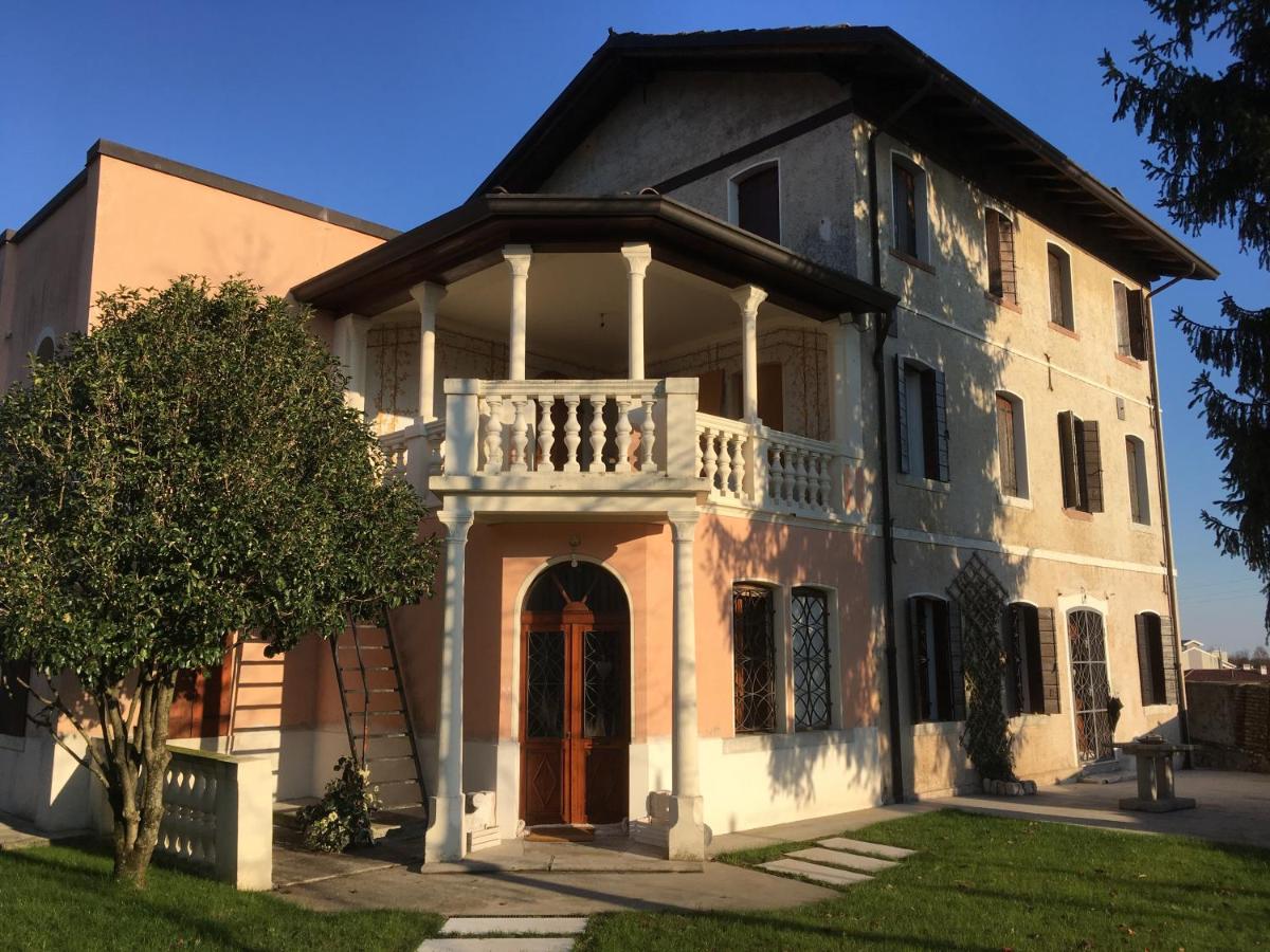 B&B Ernestine Family Home - Housity