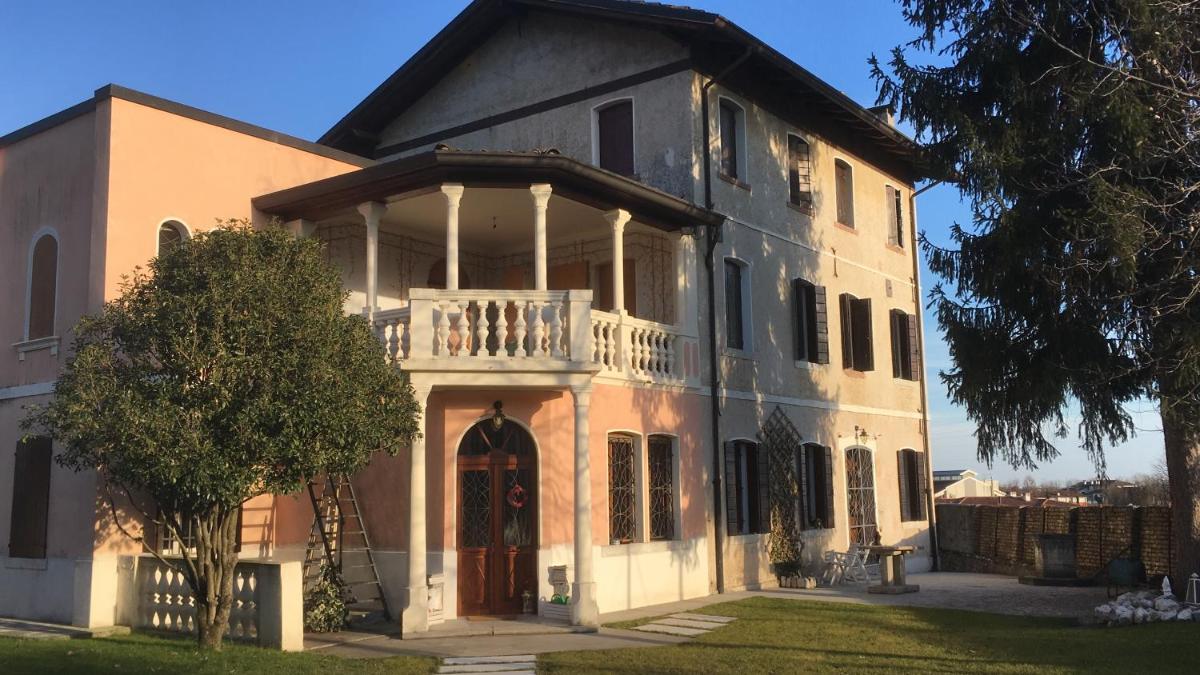 B&B Ernestine Family Home - Housity