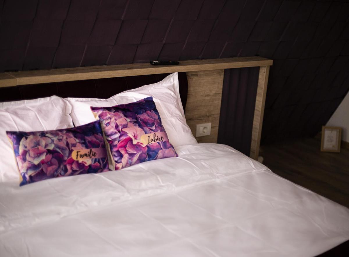 Anasta Guesthouse - Housity