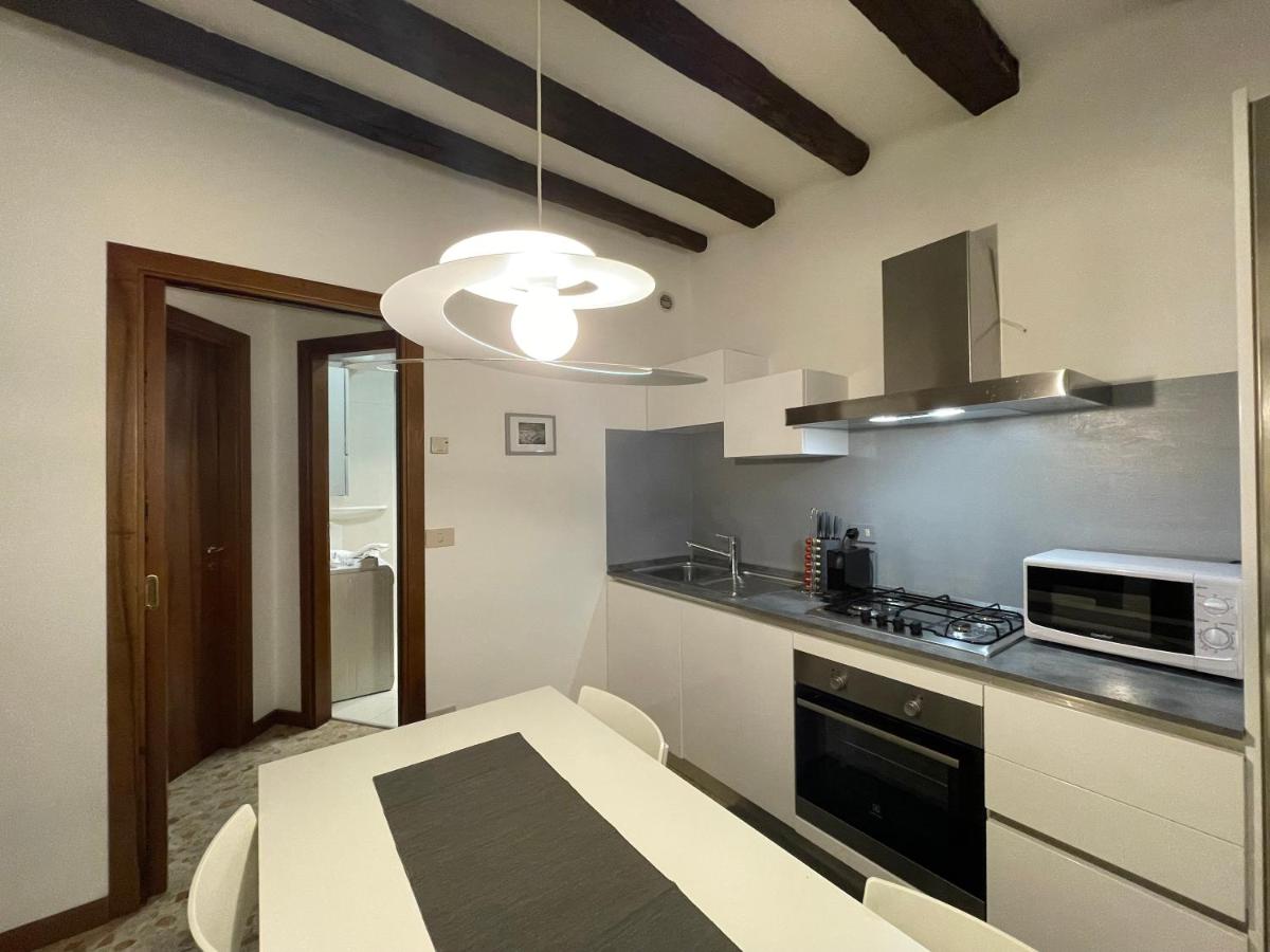 PIAZZA SAN GIACOMO LUXURY STAY - Housity
