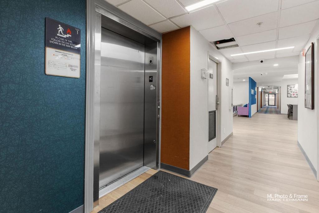 AmeriK Suites Laredo Behind Mall Del Norte - Housity
