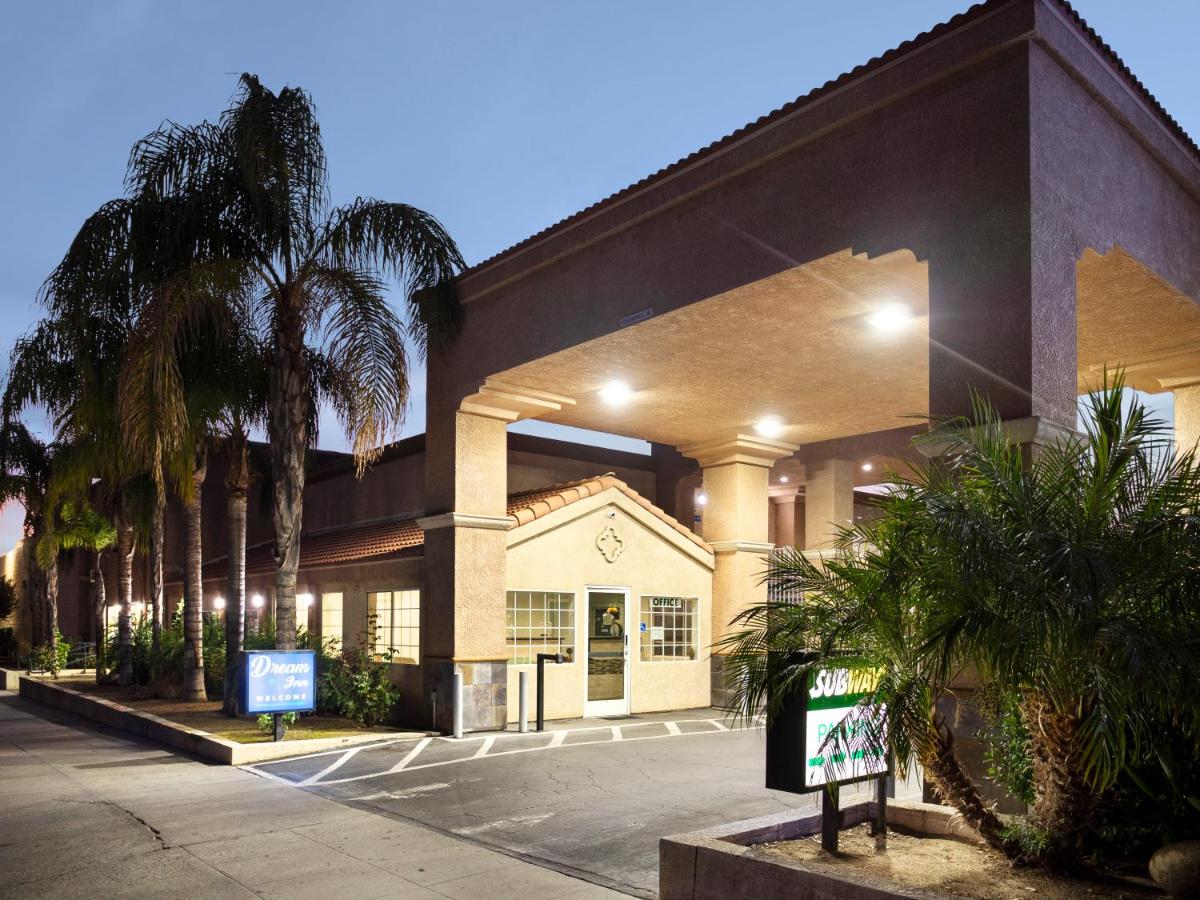 Dream Inn - Housity