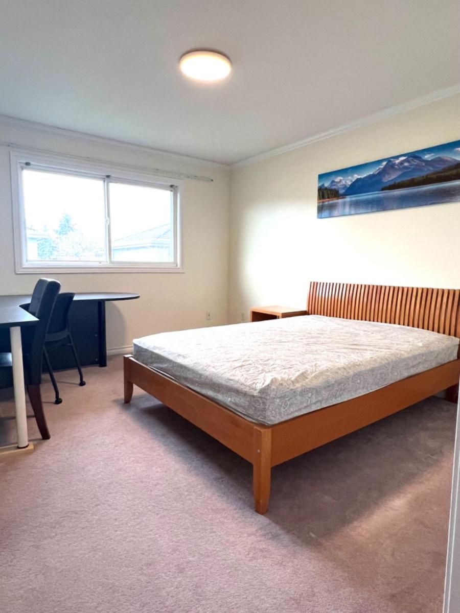 Sunshine House # 5 - Housity