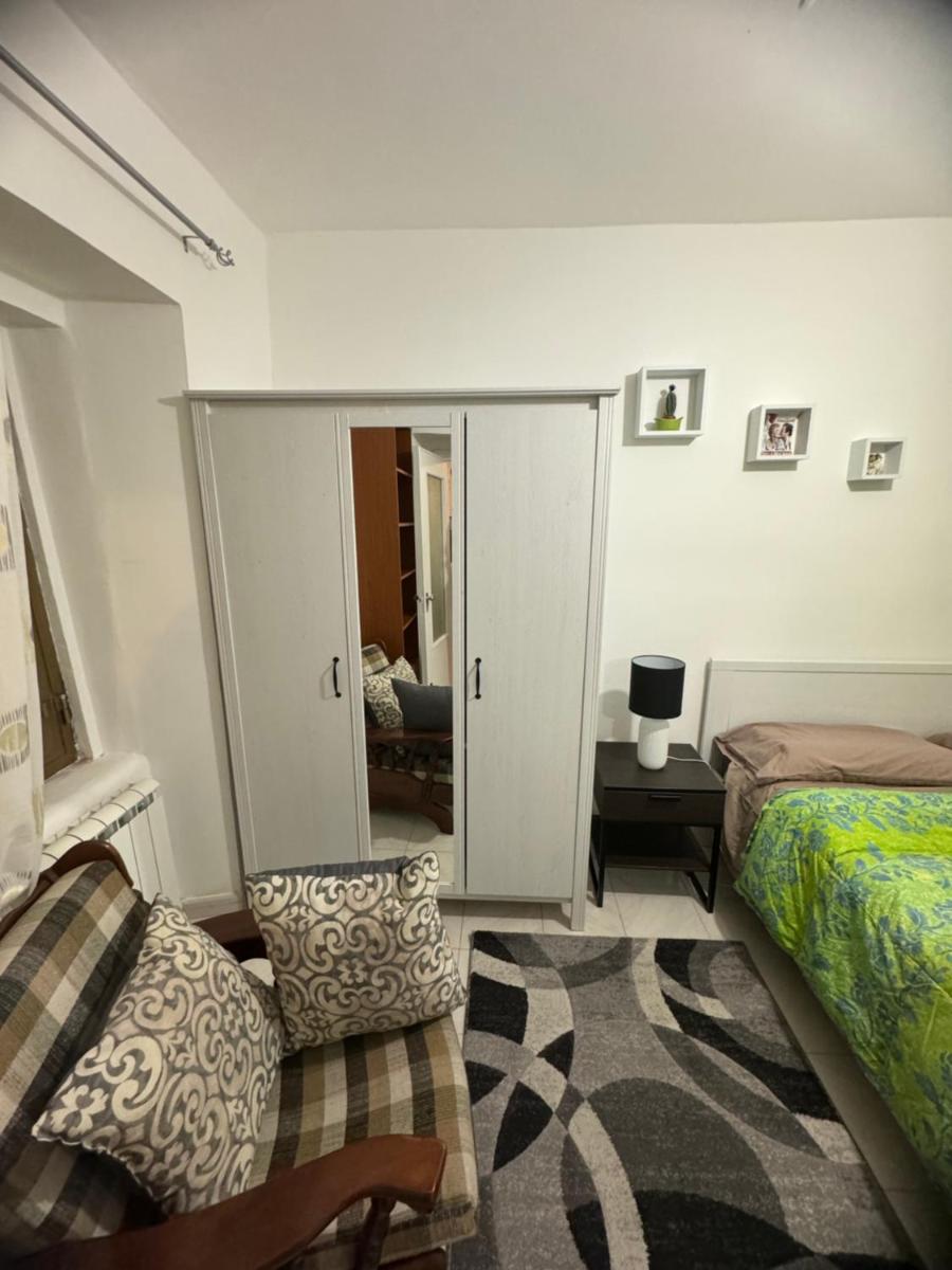 Lucy Home - Housity