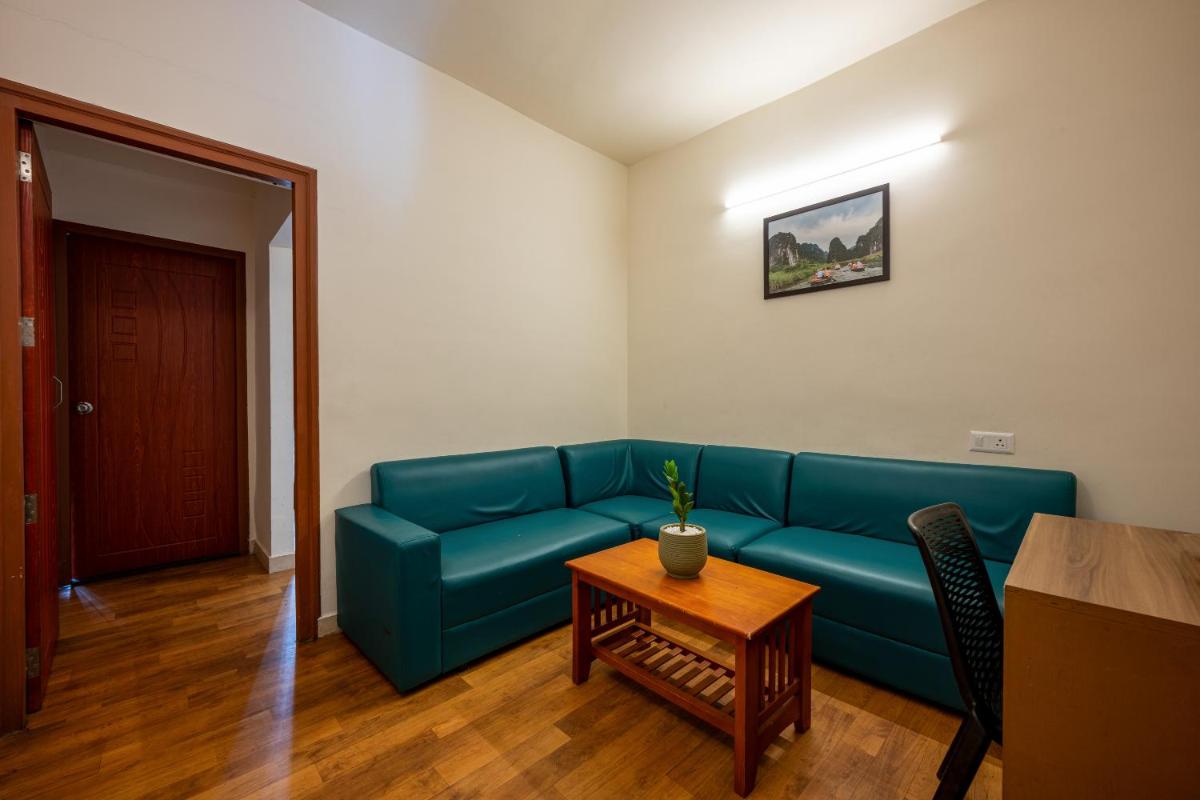 CJ GRANDE BUSINESS HOTEL - Housity