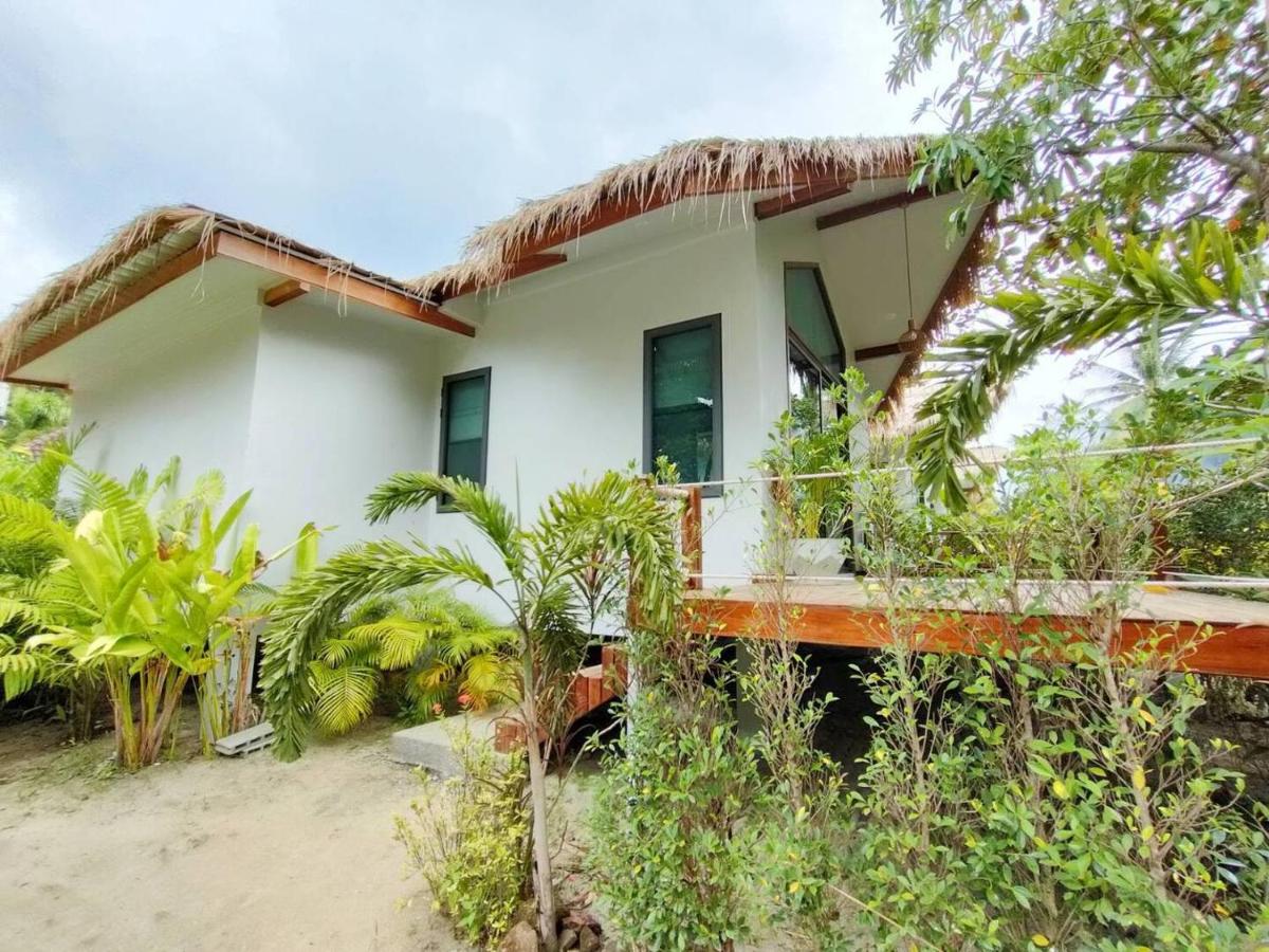 Crystal Bali Style #6 - Housity