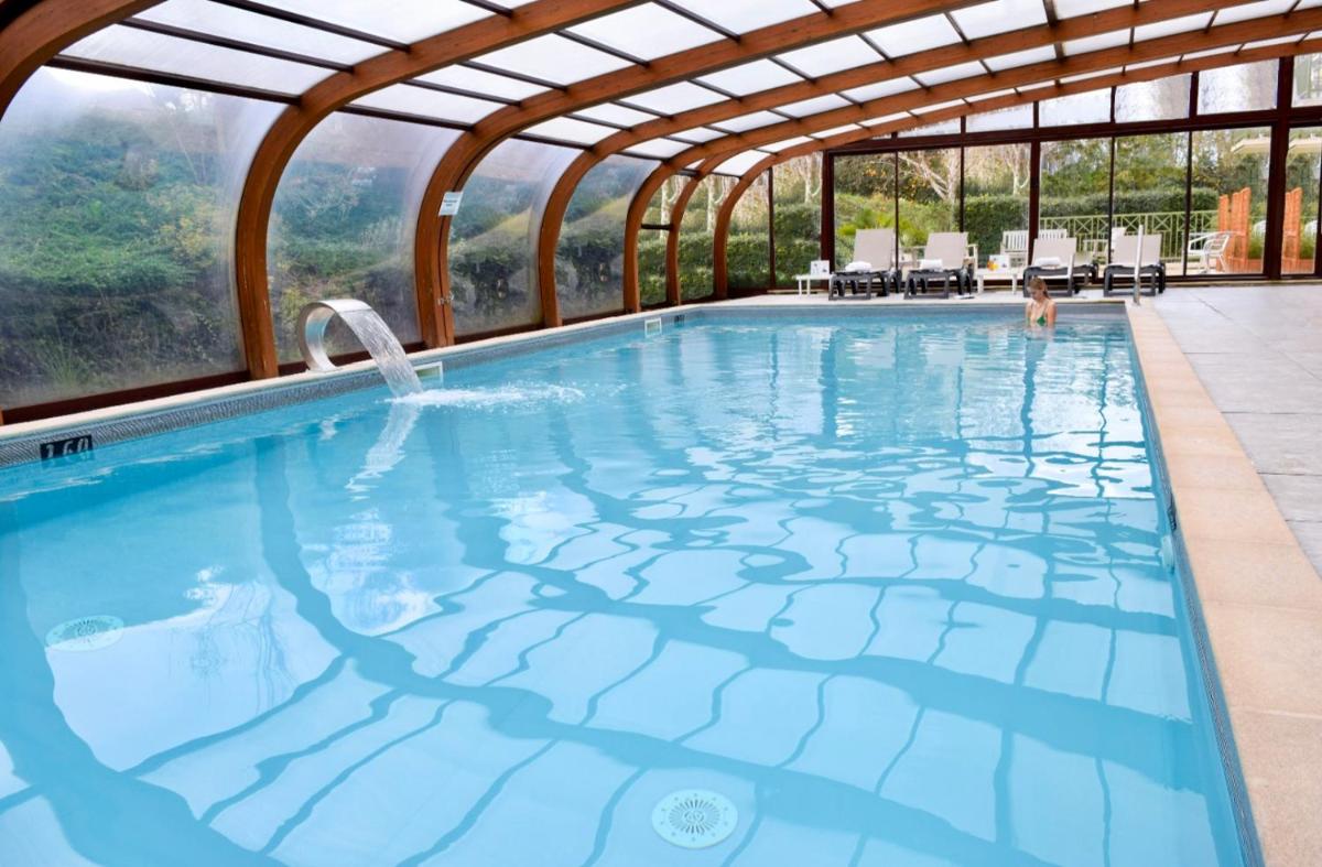 Piscine de l'établissement Tulip Inn Honfleur Residence & Spa ou située à proximité