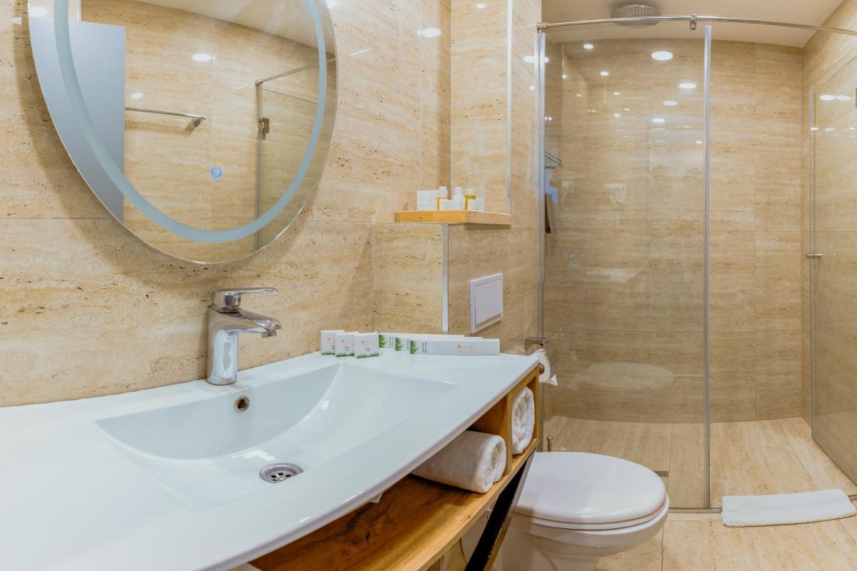 Nobel Gallery Hotel - Hizvo