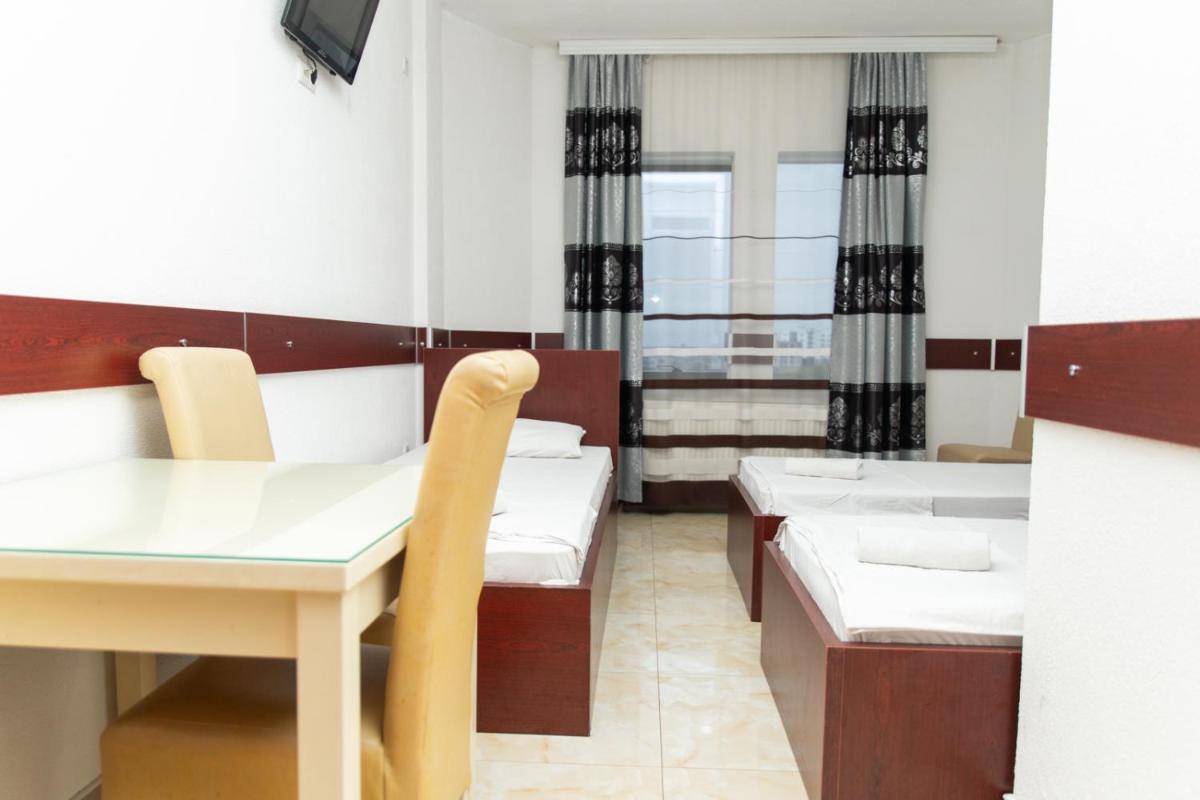 Jusaj Hotel Glob - Housity