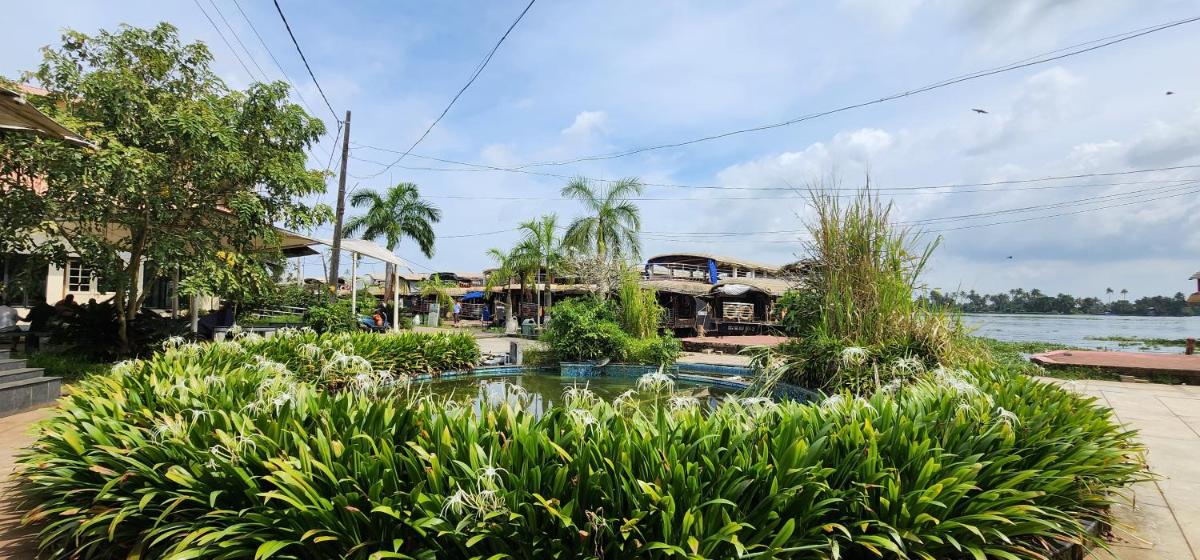 'Marari Johns Homestay' Mararikulam, Alappuzha - Housity