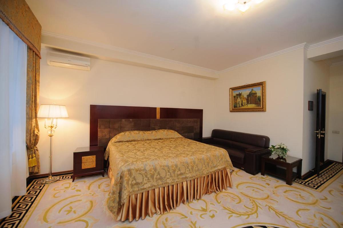 Hotel Royal Park - Housity