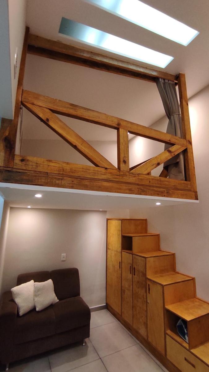 Loft Rústico - Curitiba - Housity
