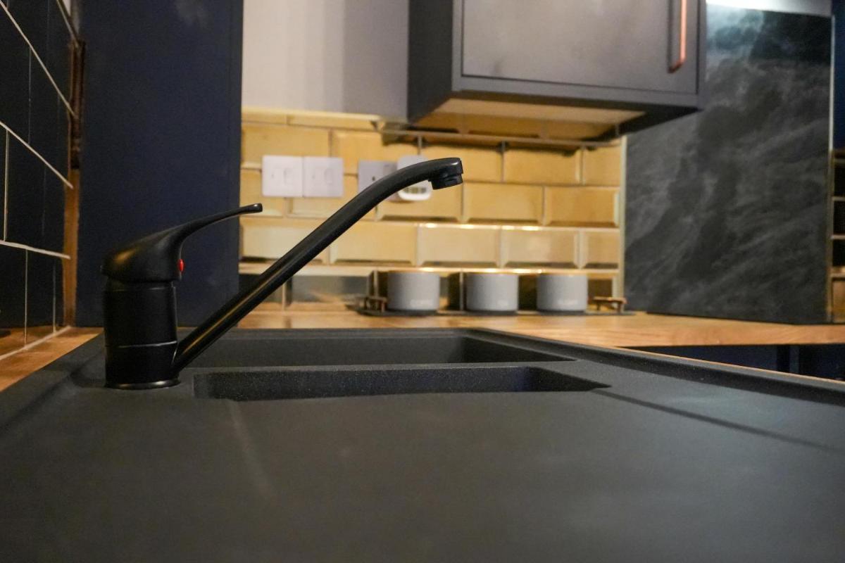 Billy's Place - Housity