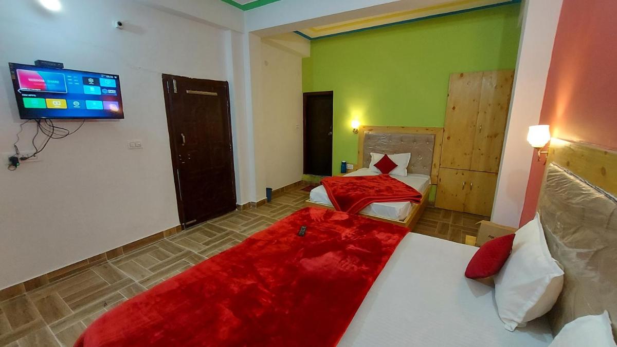 HILL PARADIZÈ restaurant & a peaceful stay! mostly visiting places are near by hotel - Housity